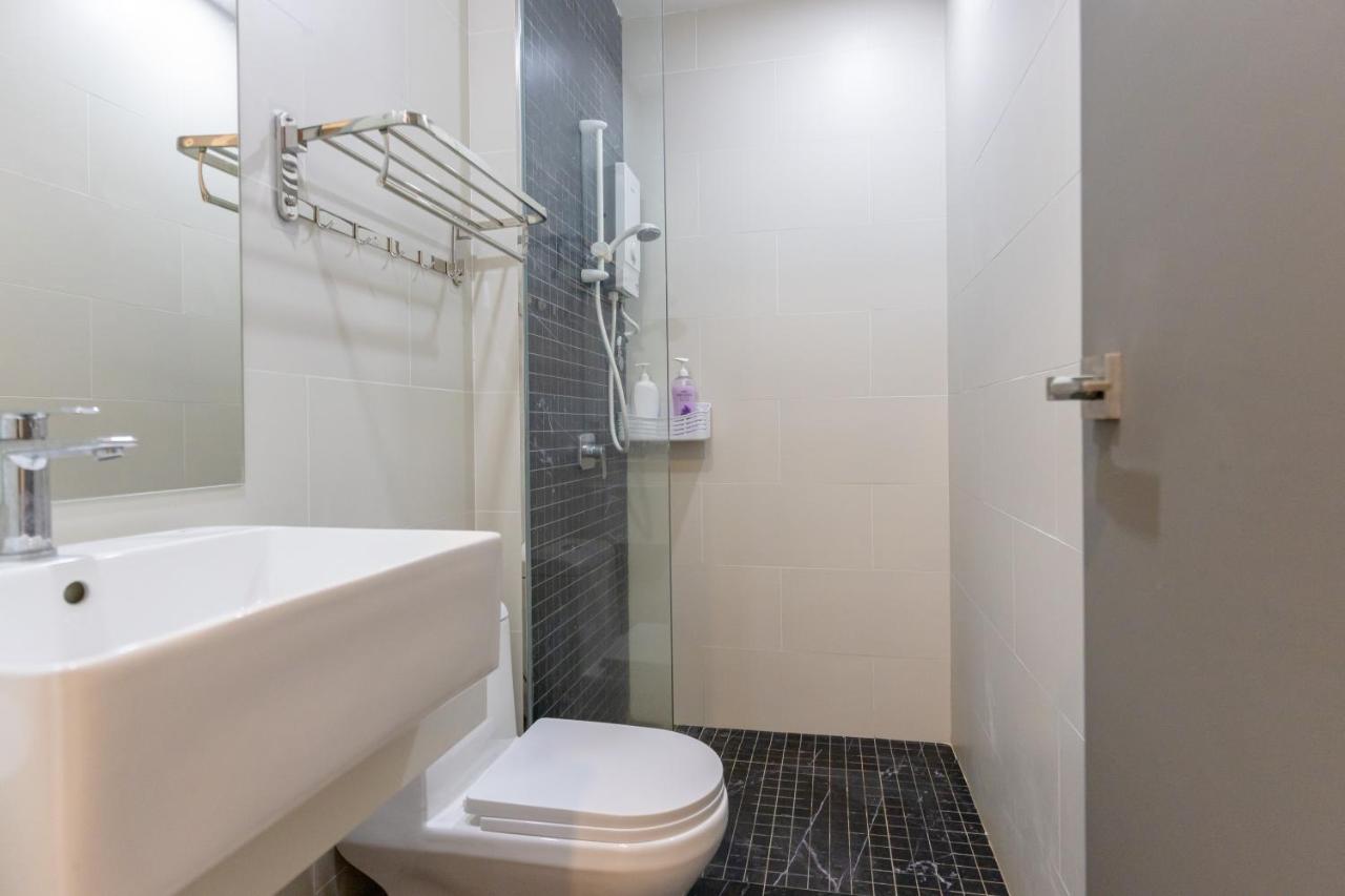 ג'ורג' טאון Beacon Executive Suite Penang מראה חיצוני תמונה